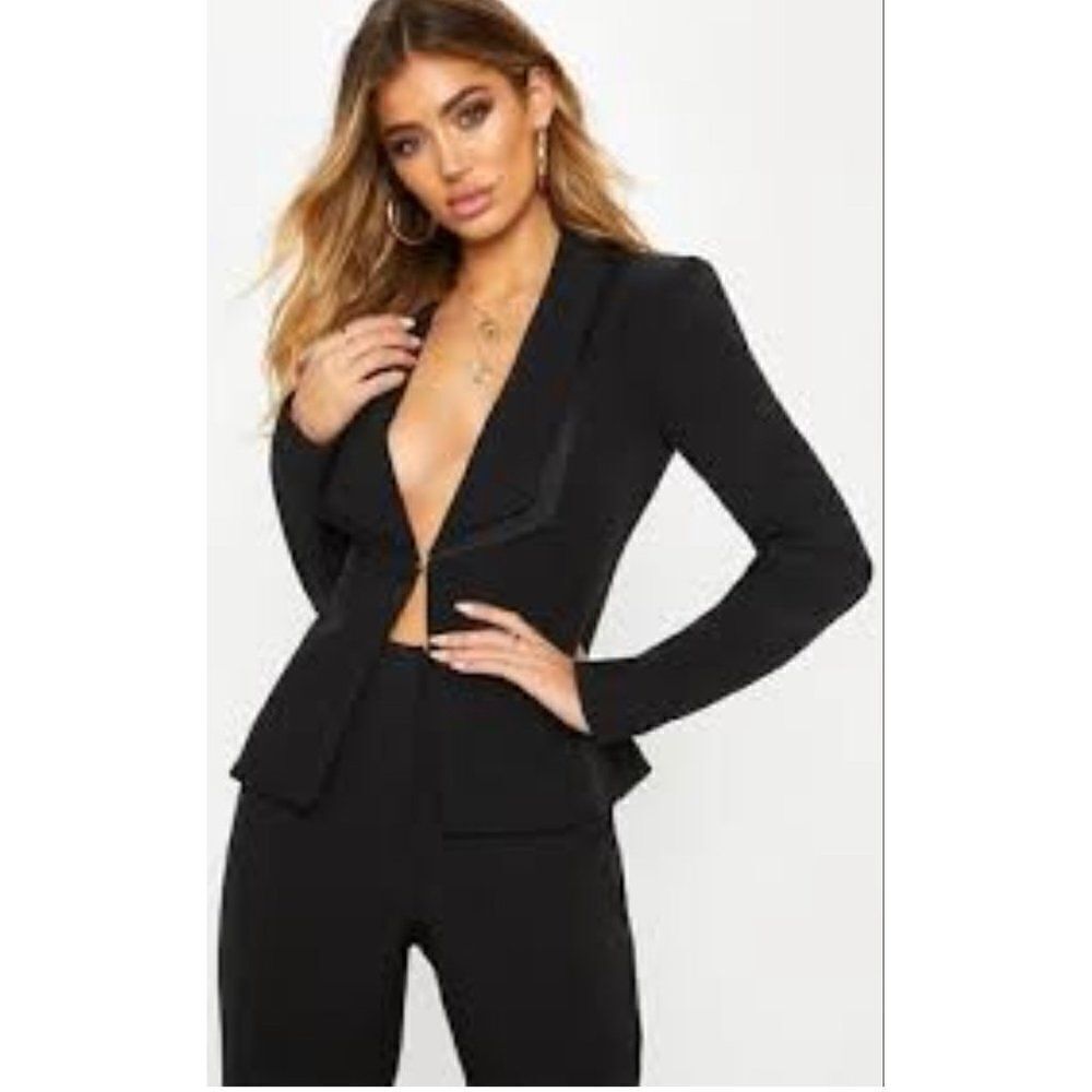 PrettyLittleThing Black Tuxedo Style Blazer Size 22 NWT <3